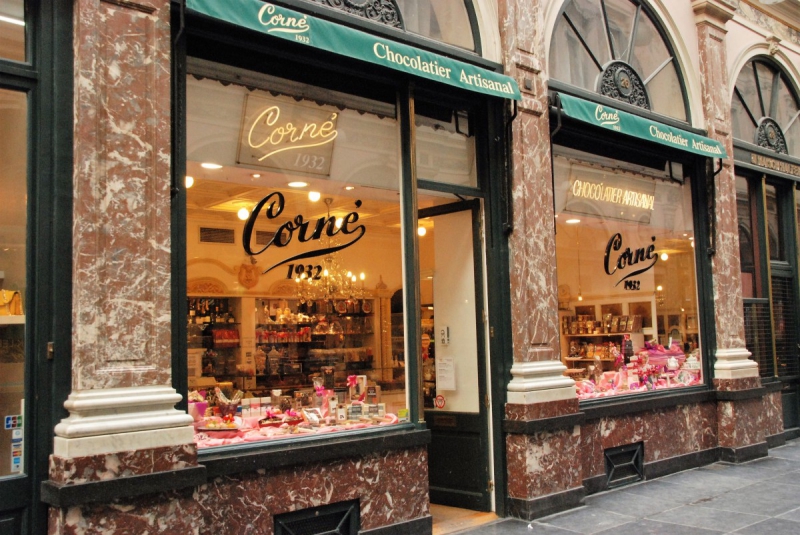 boulangerie-PEONE-min_chocolate_chocolaterie_shop_luxury_chic_gallery_brussels_belgium-558146